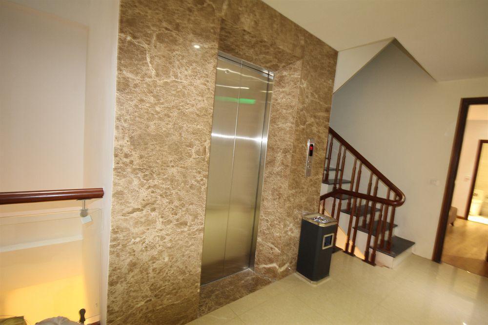 Hotel Parklane
