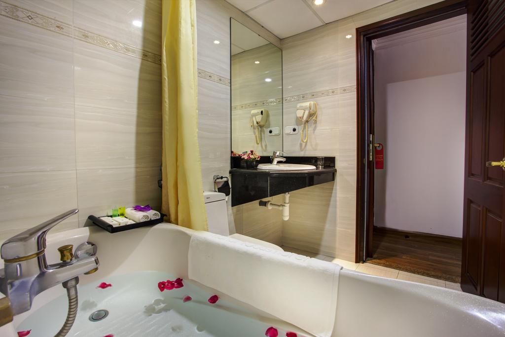 Parklane 3* Hanoi